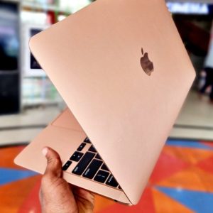 ⭐️macbook air i3 2020